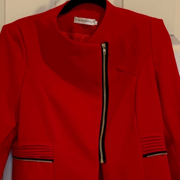 ❤️Never worn gorgeous blazer❤️ - Picture 2 of 3